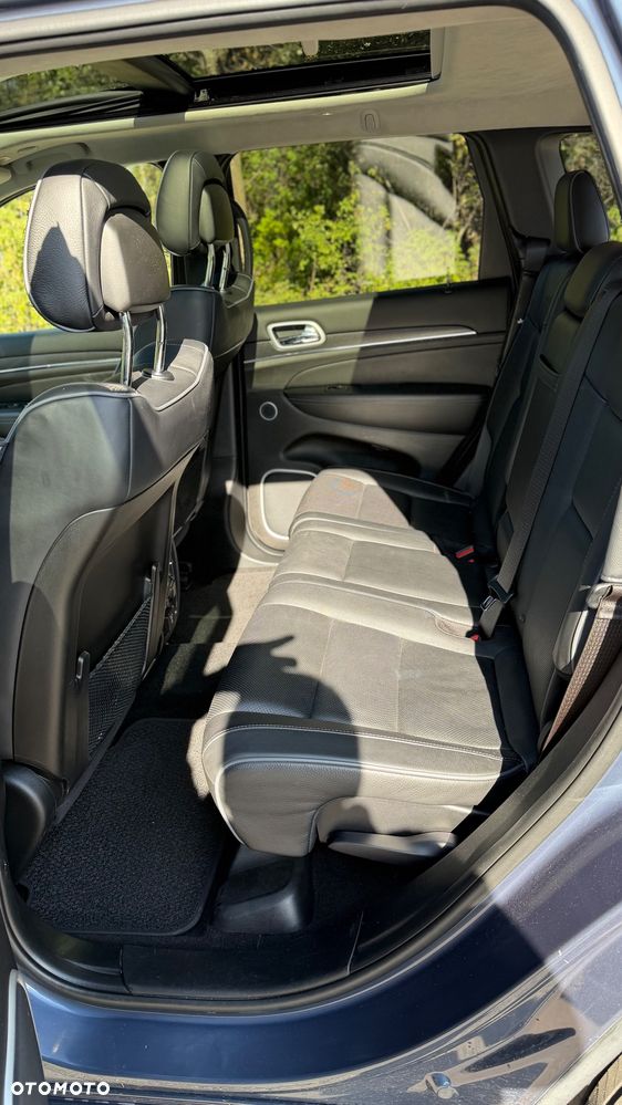 Jeep Grand Cherokee 5.7 V8 HEMI Summit - 17