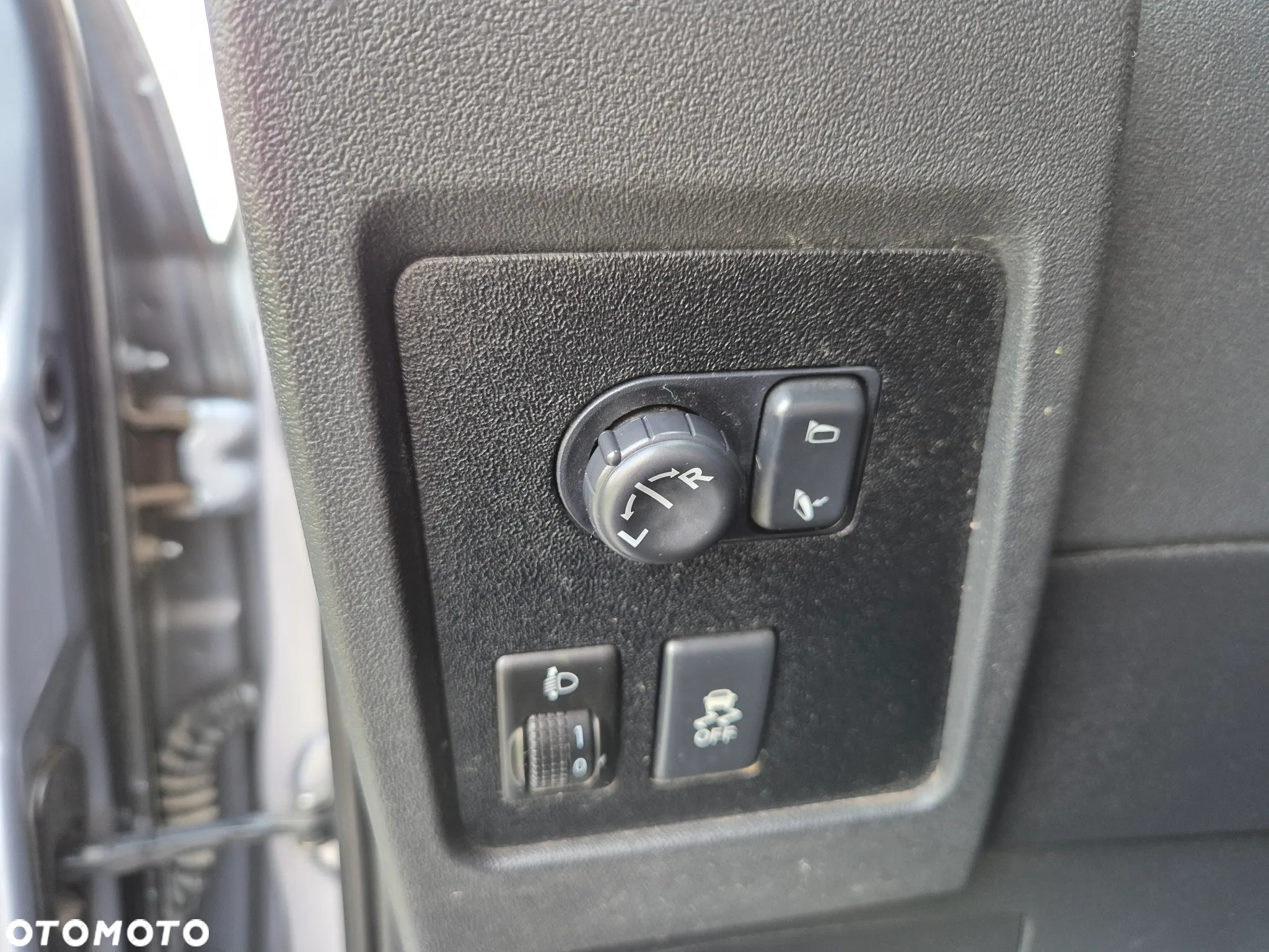 Nissan Qashqai+2 2.0 dCi 4x4 Visia - 38