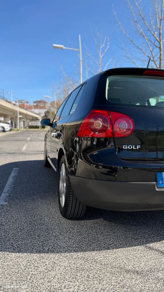 VW Golf 1.9 TDi Confortline DSG 7V - 6