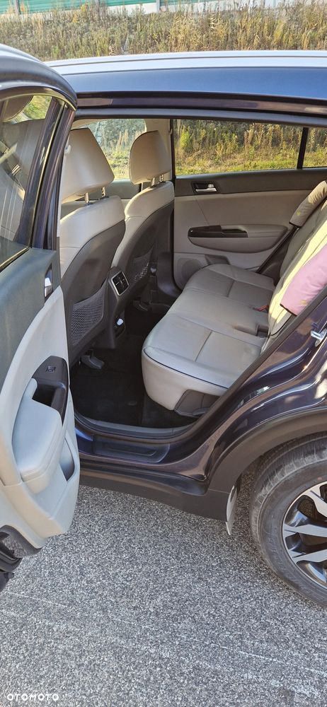 Kia Sportage - 16