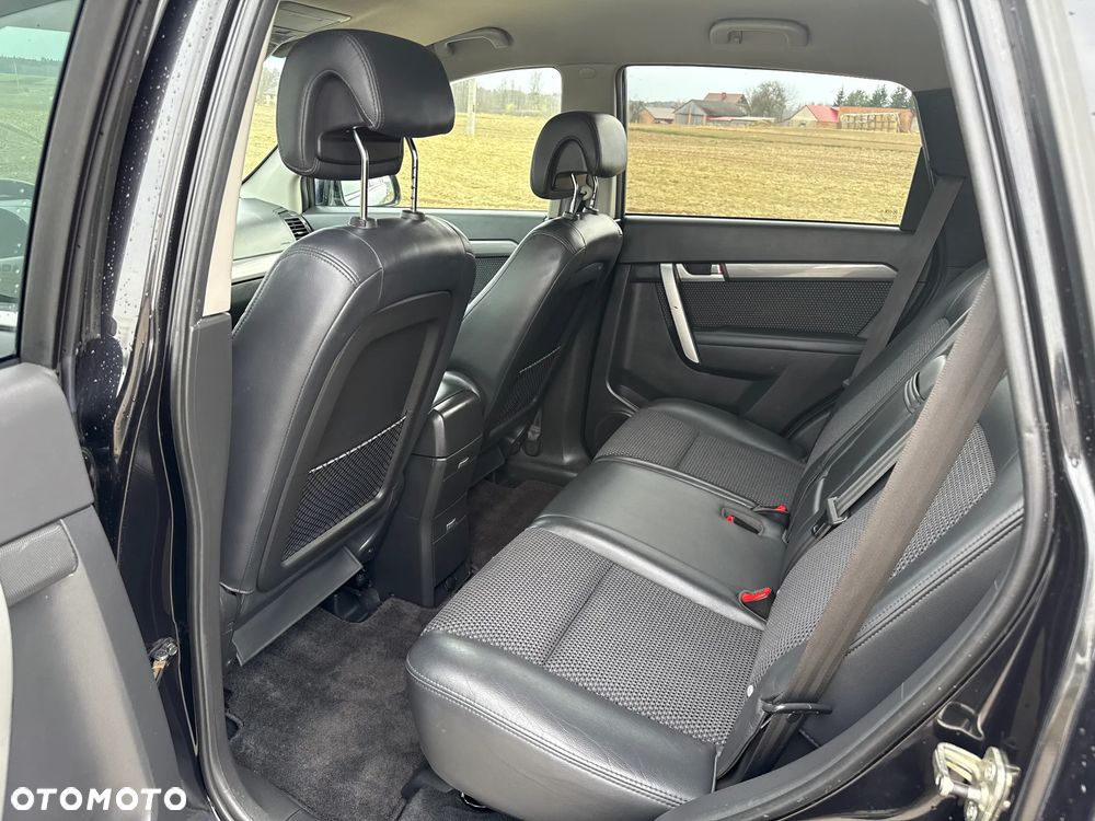 Chevrolet Captiva 2.4 2WD 7 Sitzer LS - 11