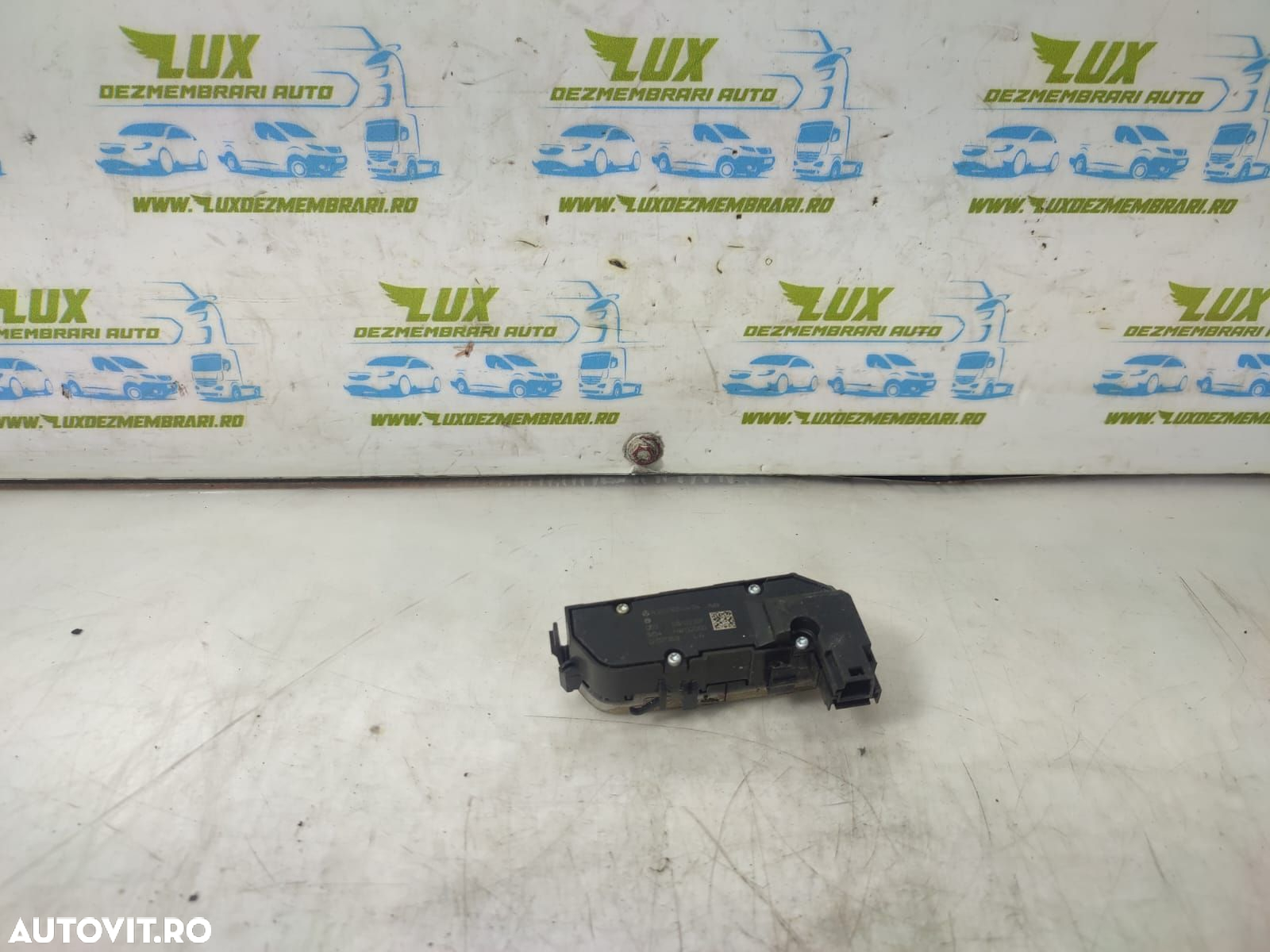 Buton incalzire scaun A2059050404 Mercedes-Benz C-Class W205/S205/C20 - 2