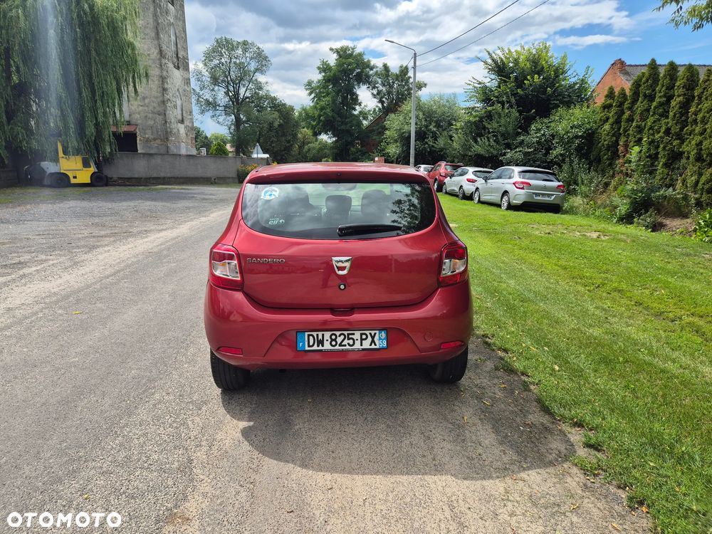 Dacia Sandero 1.2 16V 75 Essentiel - 6