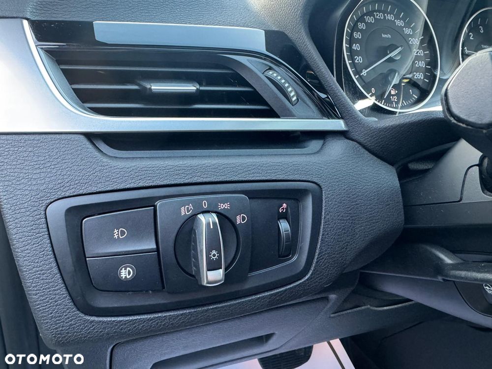 BMW X1 xDrive25i xLine - 38