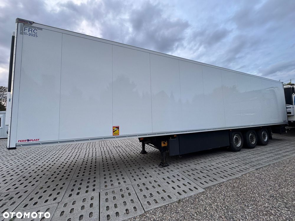 Schmitz Cargobull 11/2019 | Gruba ściana | TK slx300
