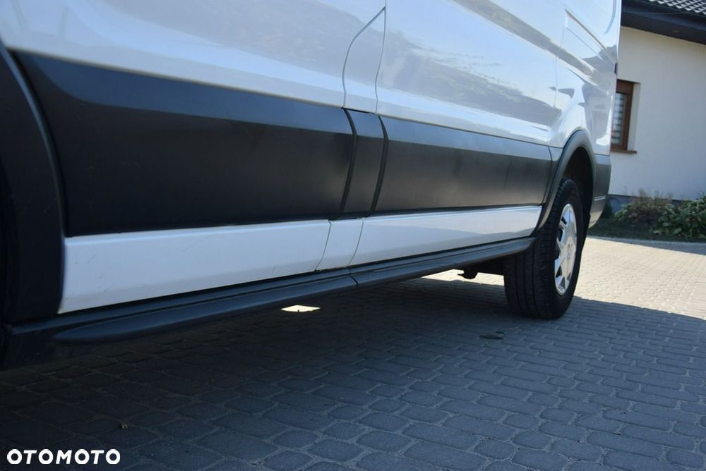 Ford Transit - 20