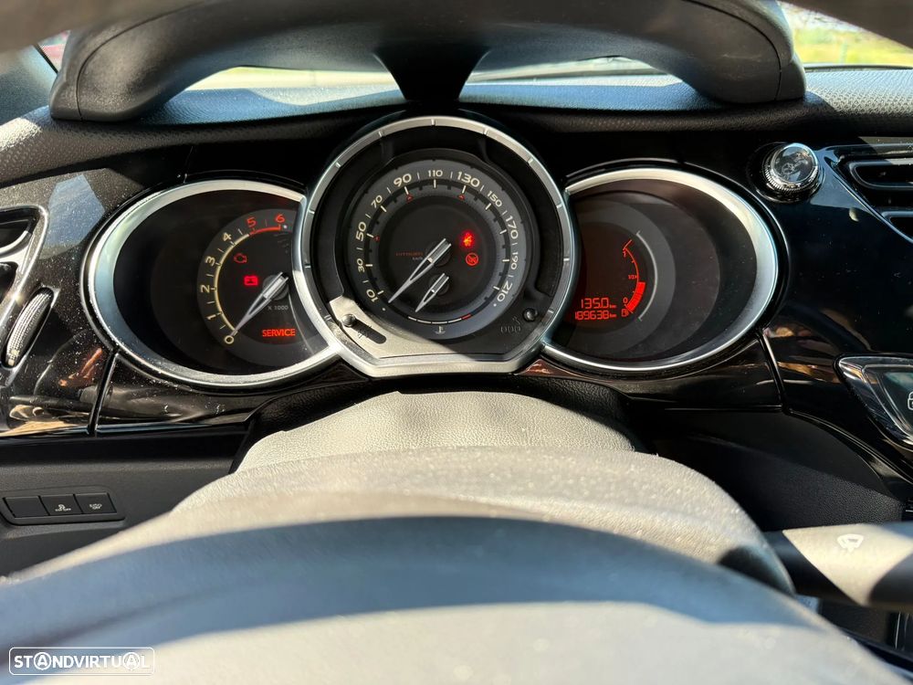 Citroën DS3 1.6 e-HDi So Chic 95g - 8