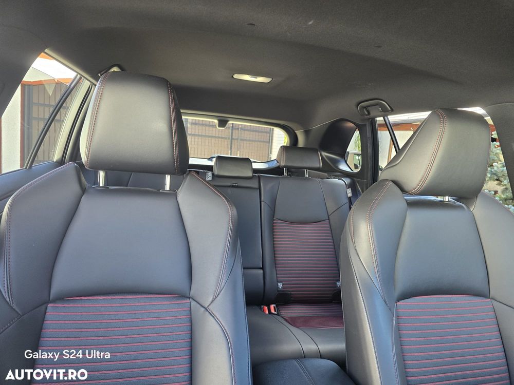 Toyota RAV4 2.5 PHEV VVT-iE 4x4 Style Bi-Tone - 6