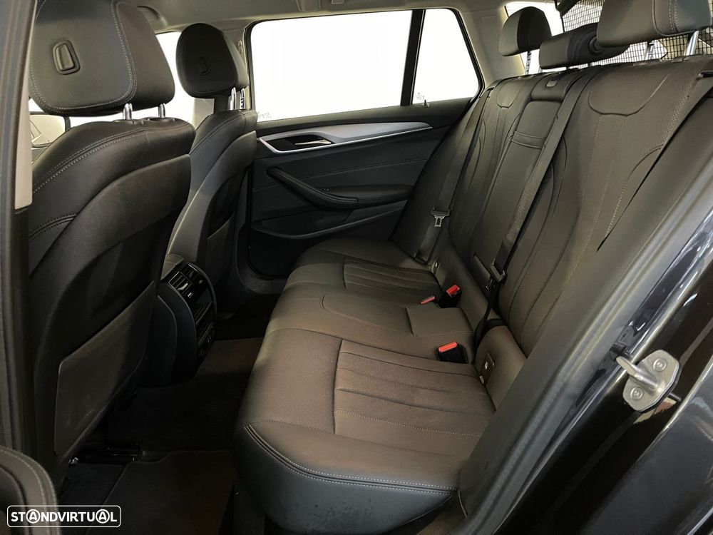 BMW 520 d Auto - 14