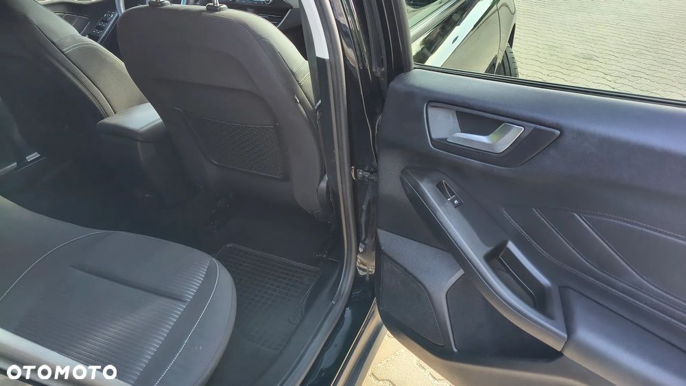 Ford Focus 2.0 EcoBlue Titanium Business - 15
