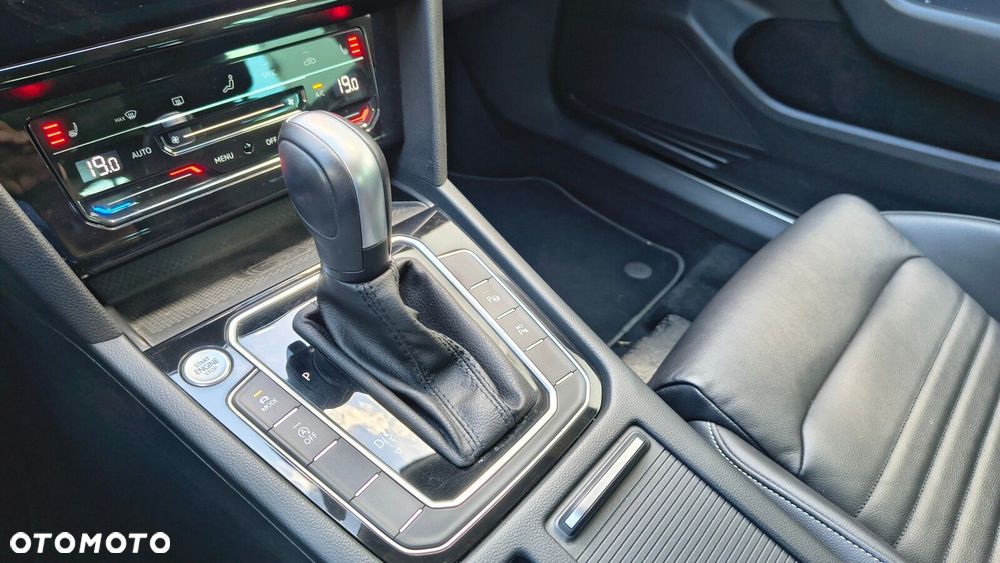 Volkswagen Passat Alltrack - 27