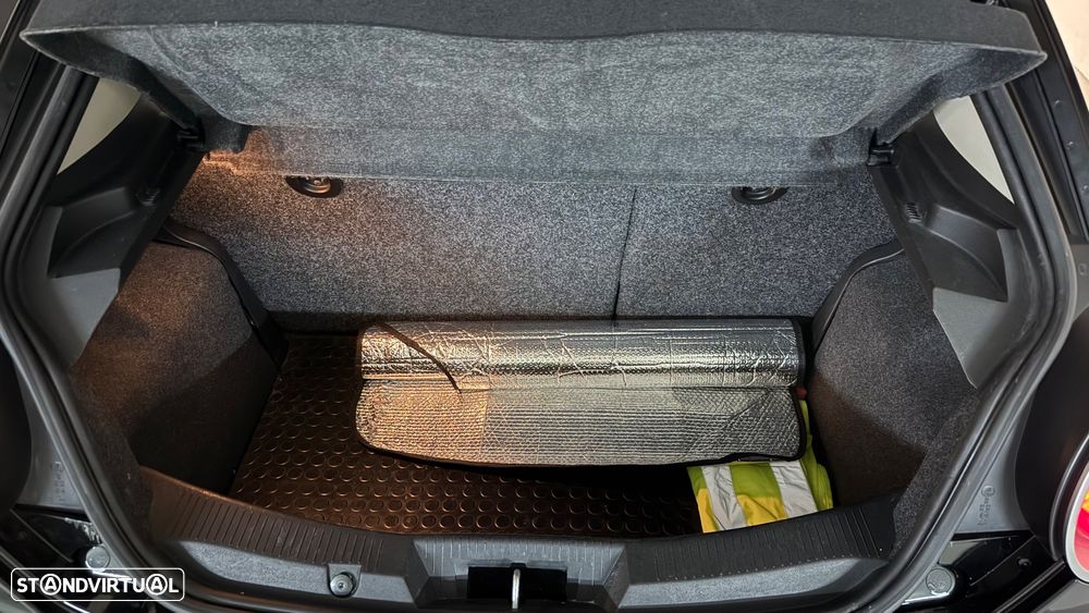 Alfa Romeo MiTo - 16