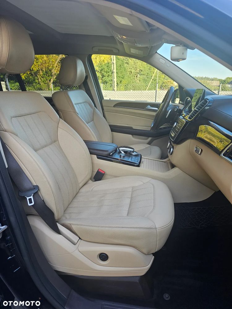 Mercedes-Benz GLS 450 4Matic 9G-TRONIC - 28