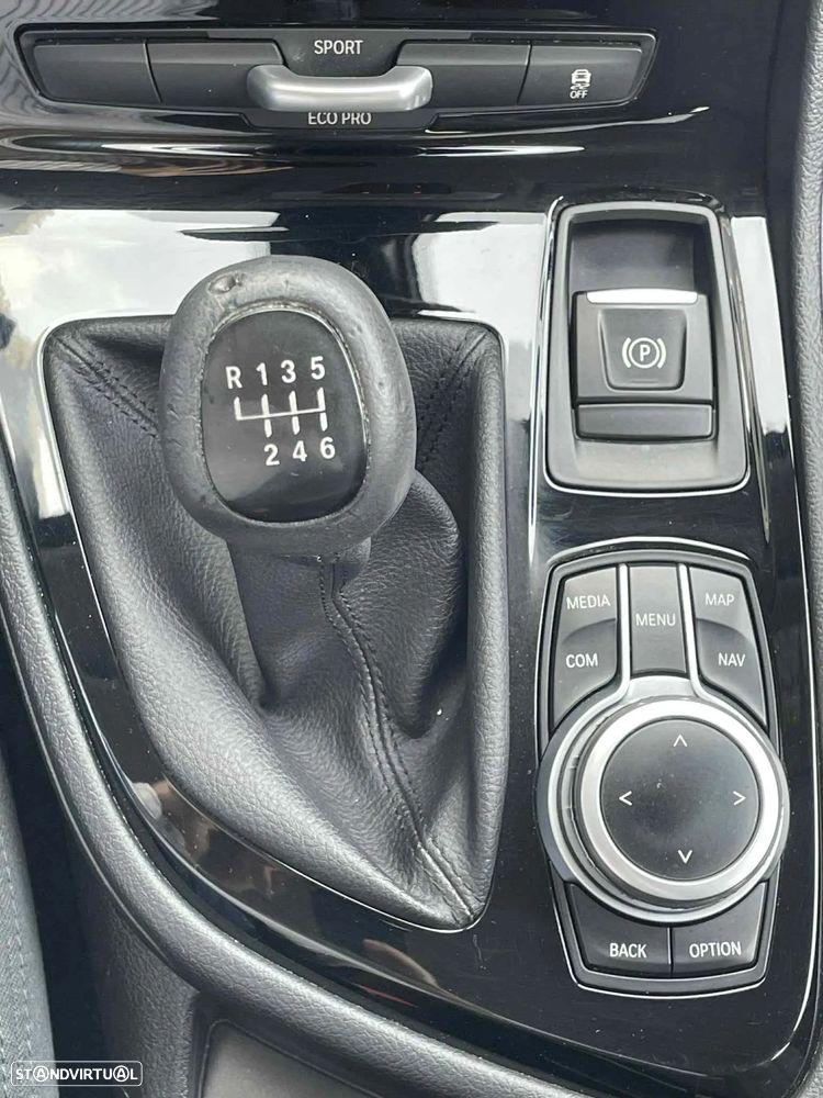 BMW 216 Active Tourer - 18