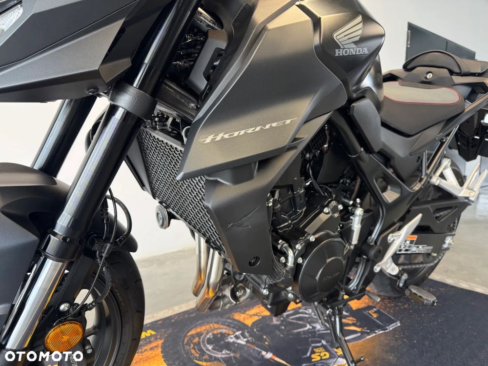 Honda CB - 18