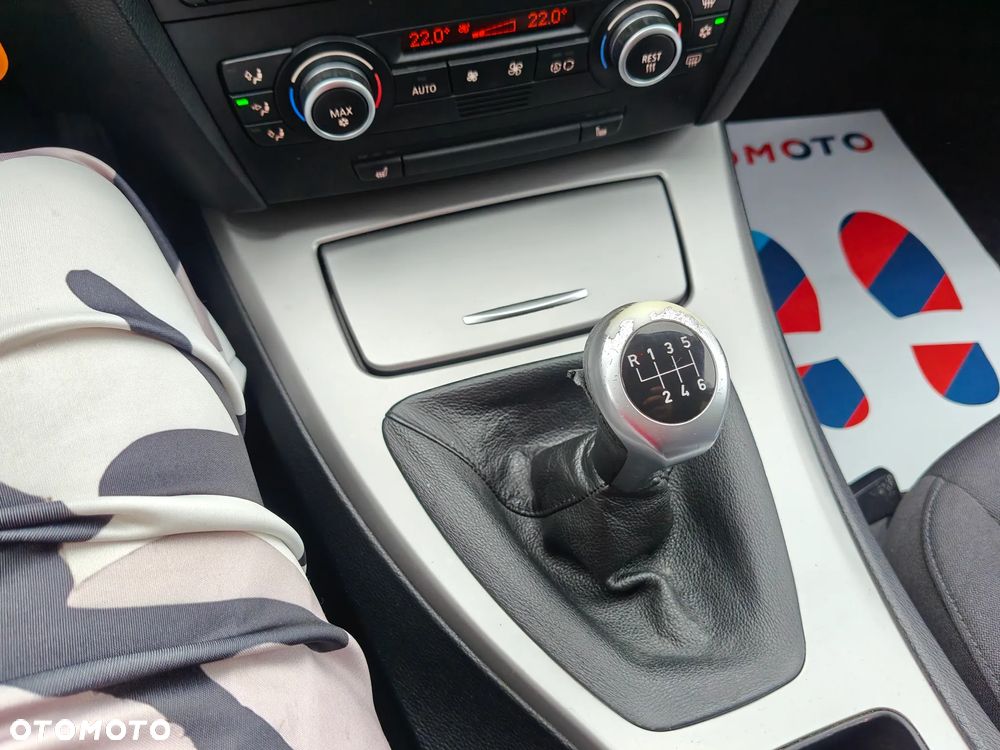 BMW Seria 3 320i - 24