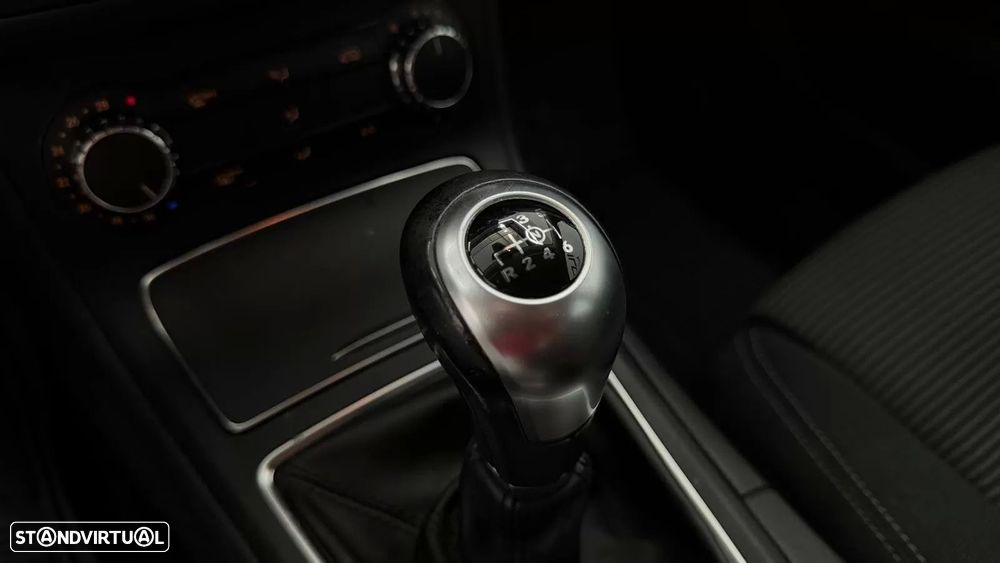 Mercedes-Benz B 180 - 20