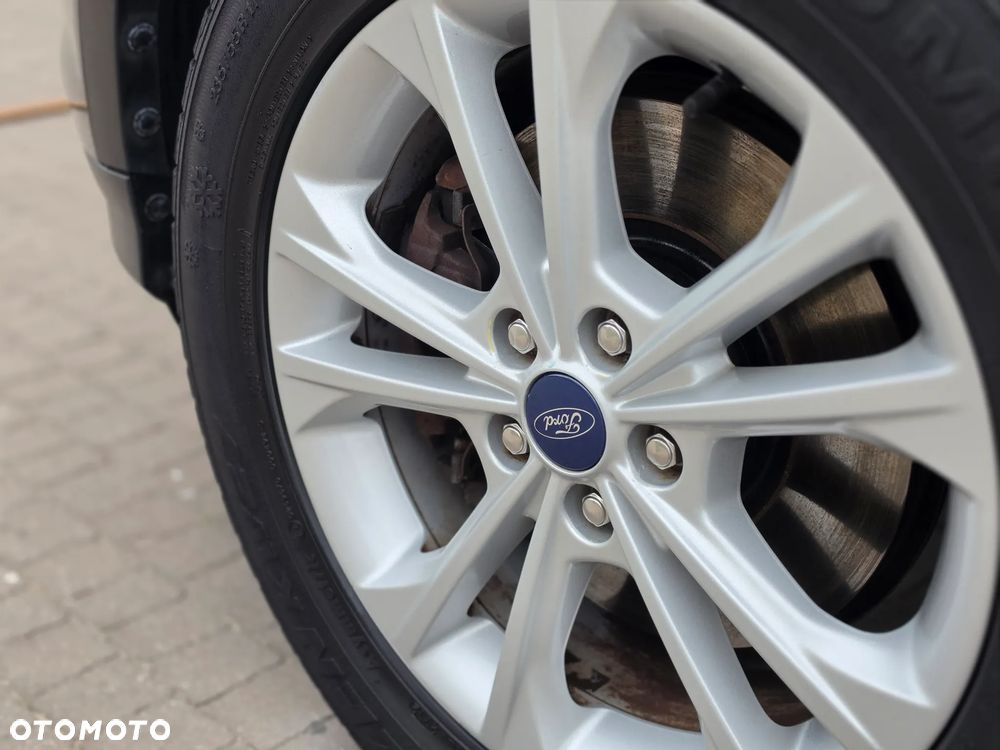 Ford Kuga - 7
