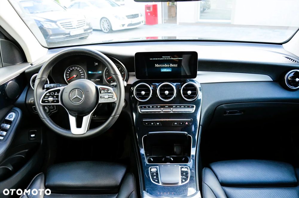 Mercedes-Benz GLC - 16