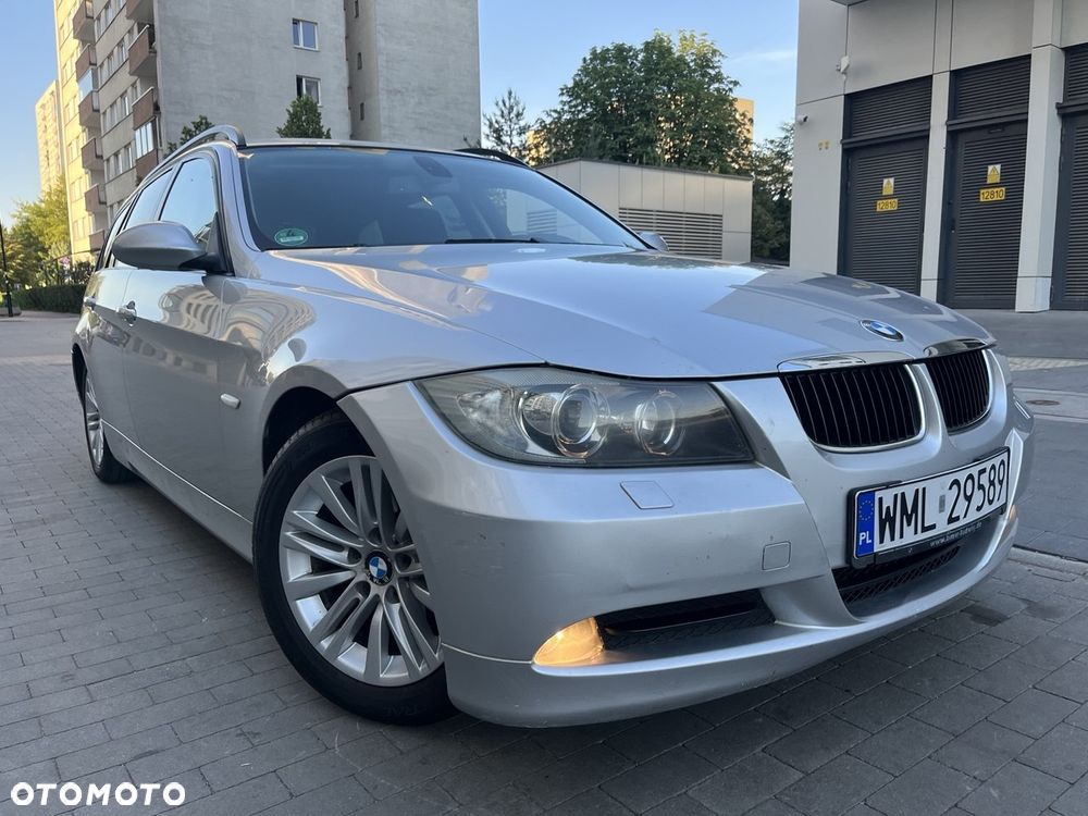 BMW Seria 3 318i - 12