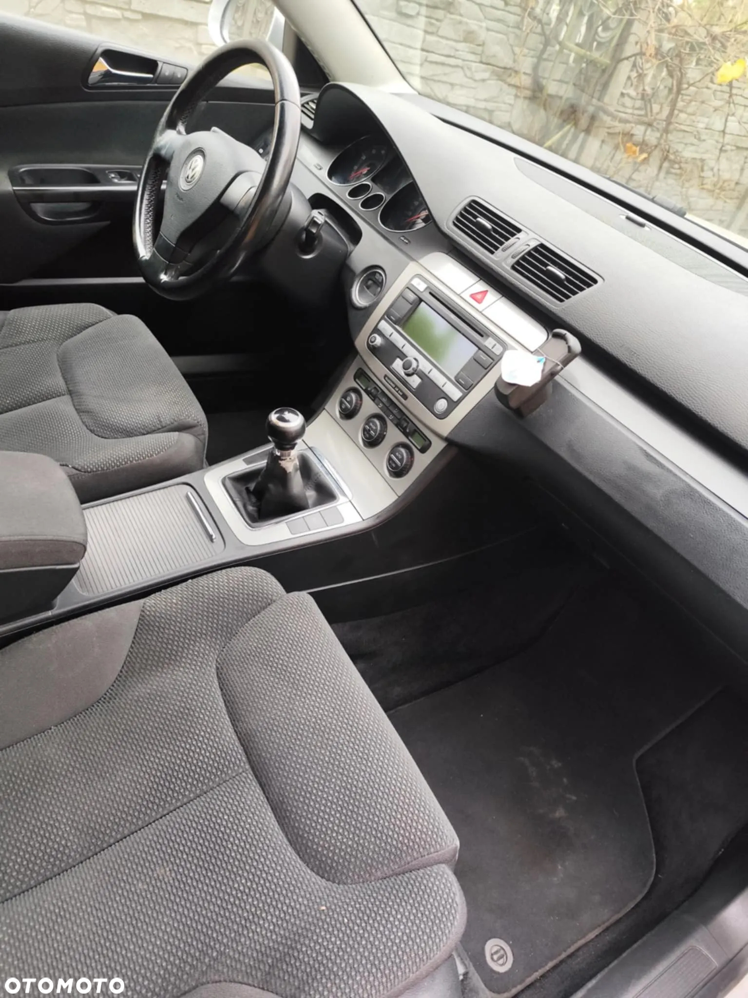 Volkswagen Passat - 15