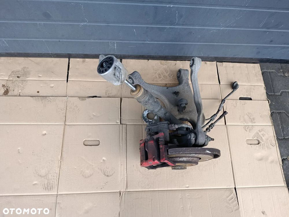 AUDI A4 B8 2.7 TDI ZWROTNICA LEWA TYŁ TYLNA - 2