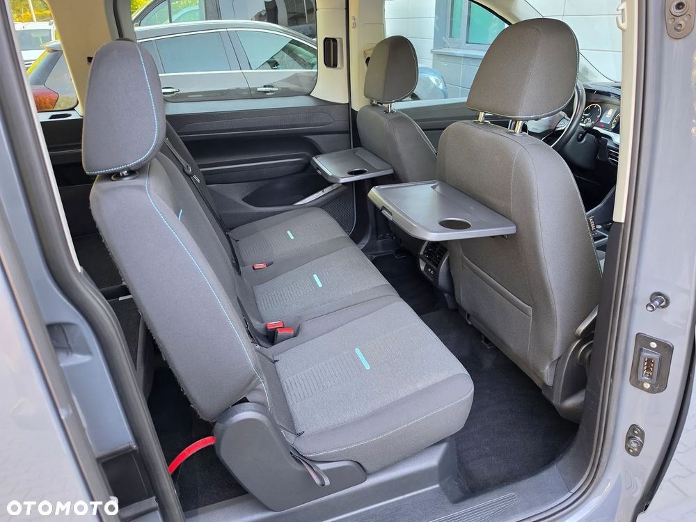 Ford Tourneo Connect Grand 2.0 EcoBlue Active - 20