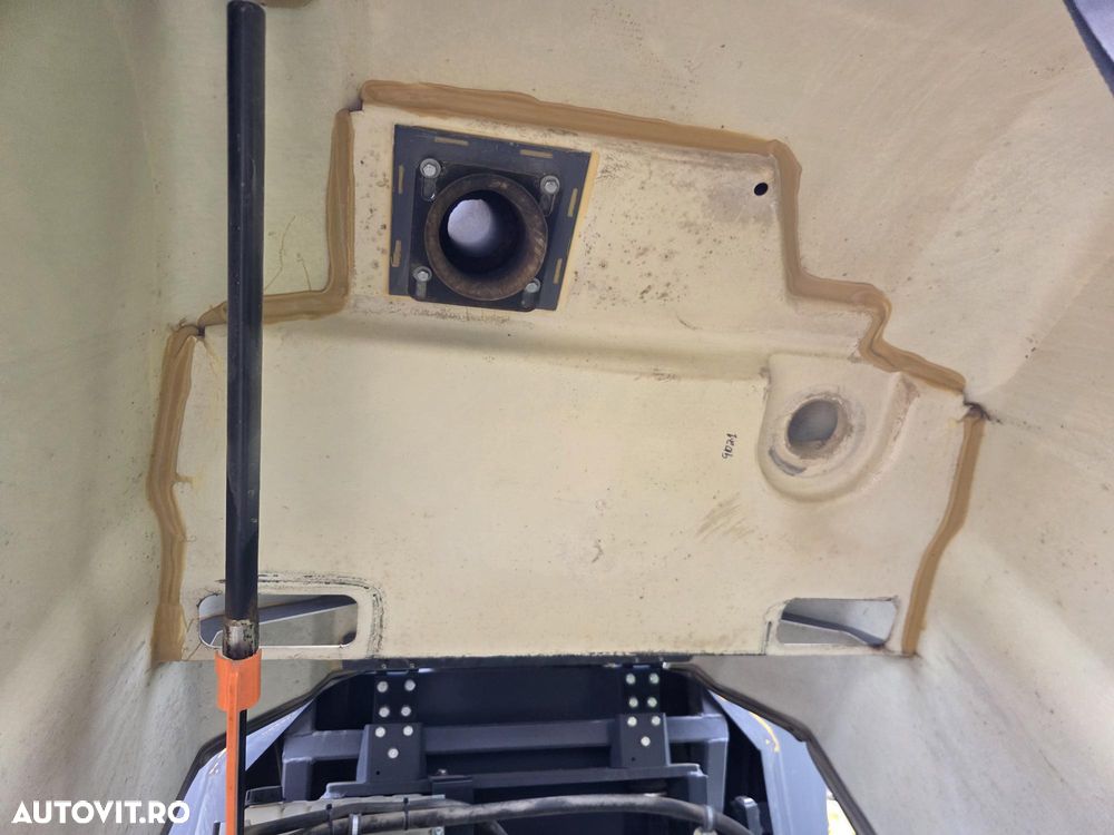 Dynapac CA1400, 7,7 tone, 2022, 317h, latime tambur 1,7m, cabina inchisa cu Aer conditionat, motor KUBOTA 75CP, lungime 4,5m, inaltime 2,7m, Certificat CE, produs in SUEDIA, posibilitate leasing 4 ani-PROMOTIE 53.900 Eur+Tva - 40