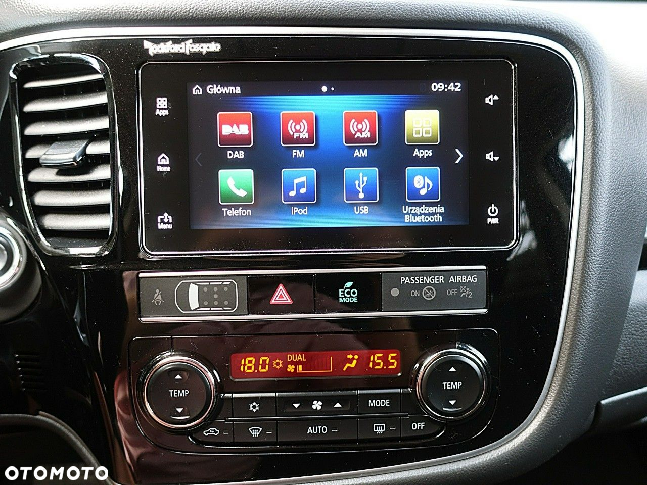 Mitsubishi Outlander - 24