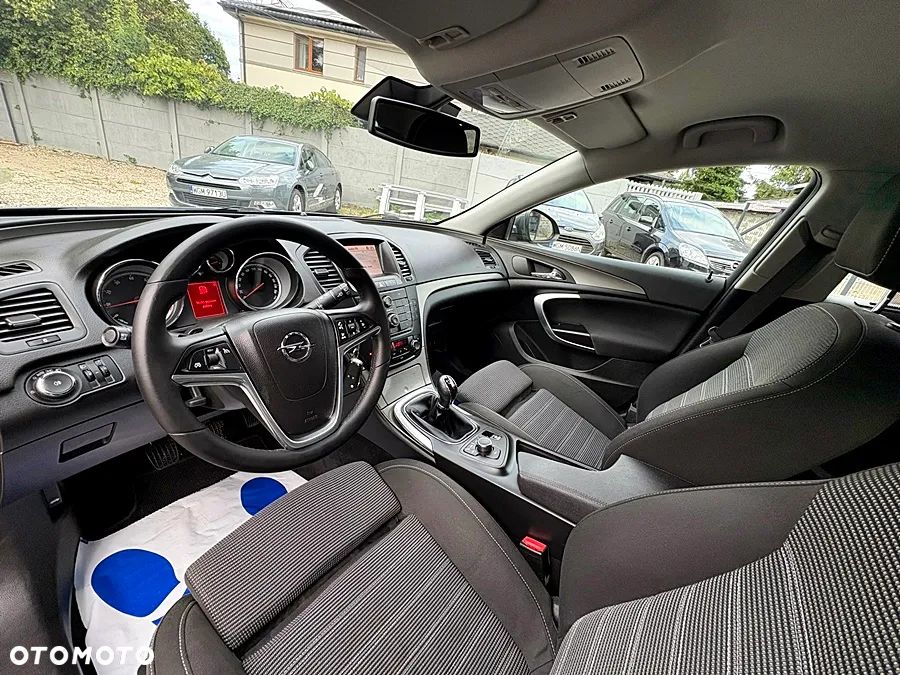 Opel Insignia 1.8 Design Edition - 15