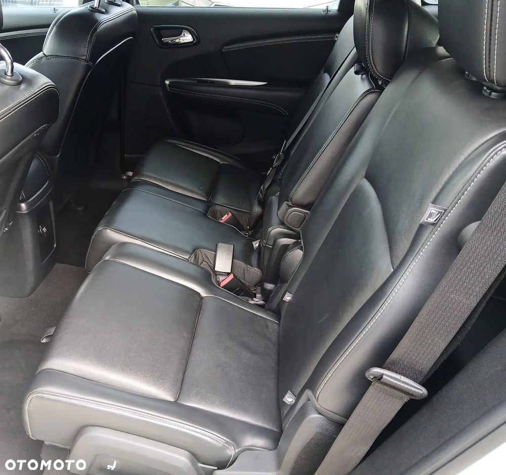 Fiat Freemont 2.0 Multijet 16V DPF Automatik Allrad Lounge - 13