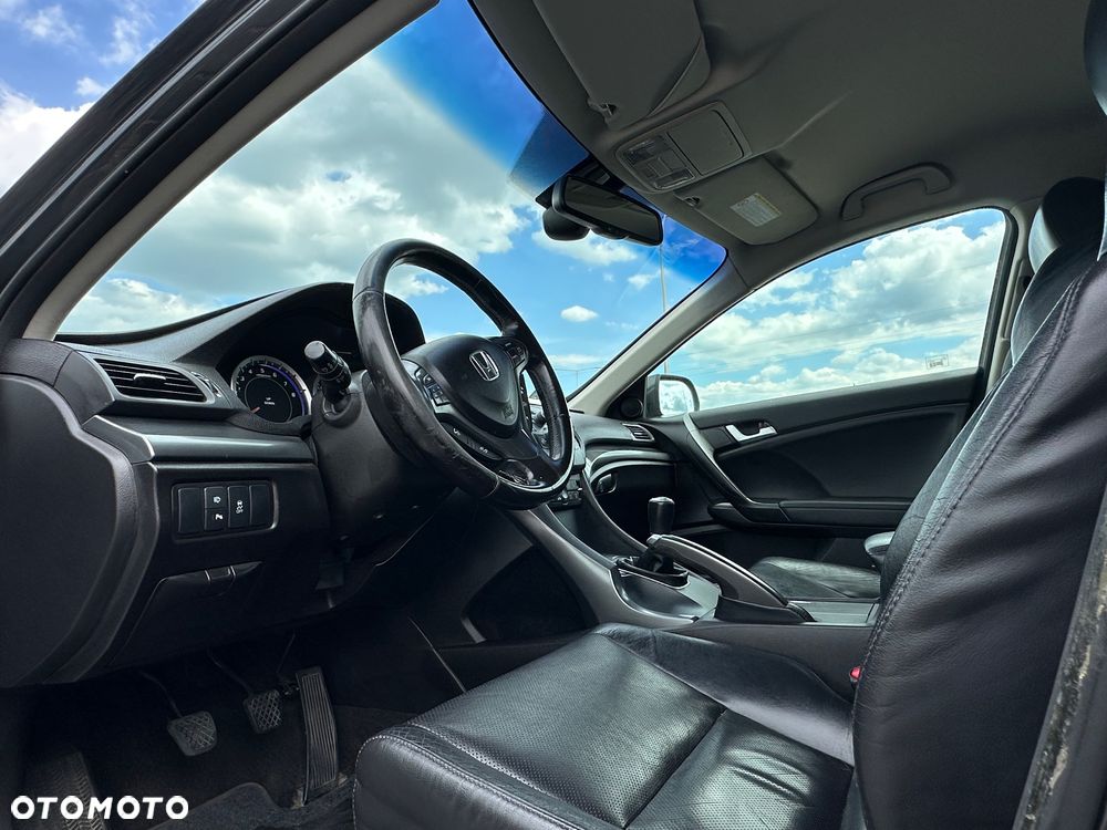Honda Accord - 12