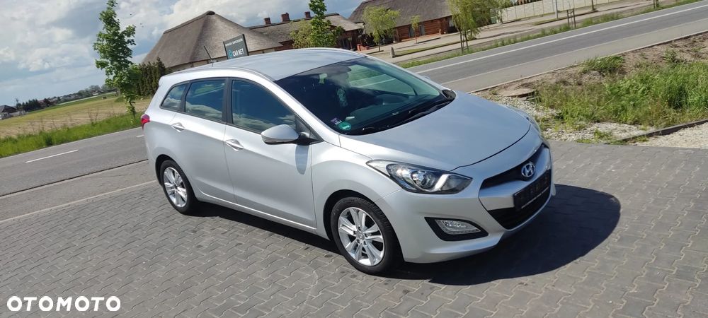Hyundai i30 i30cw 1.4 Fifa World Cup Edition - 8