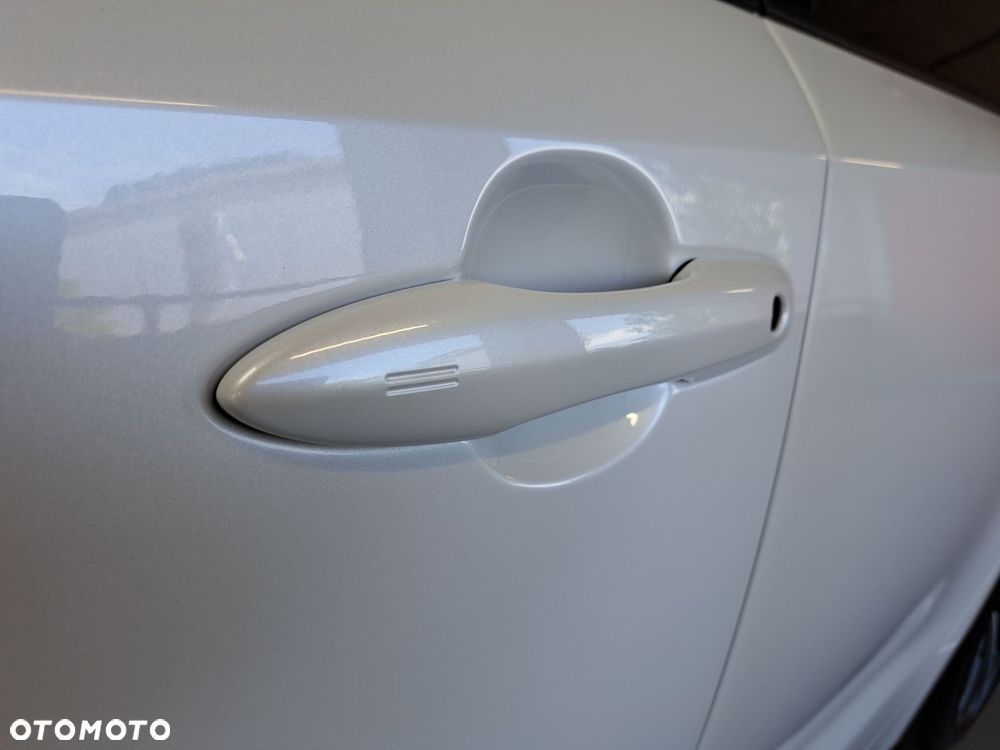 Toyota Corolla 1.8 Hybrid Style - 31