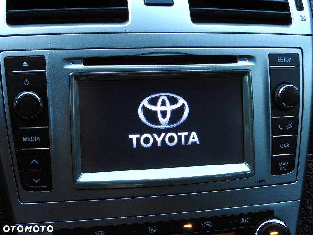 Toyota Avensis - 31