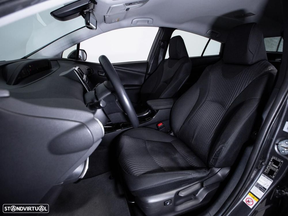 Toyota Prius - 8