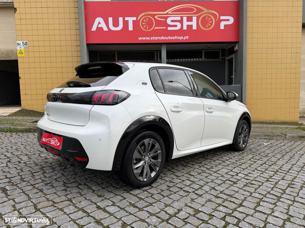 Peugeot e-208 50 kWh Allure Pack - 18