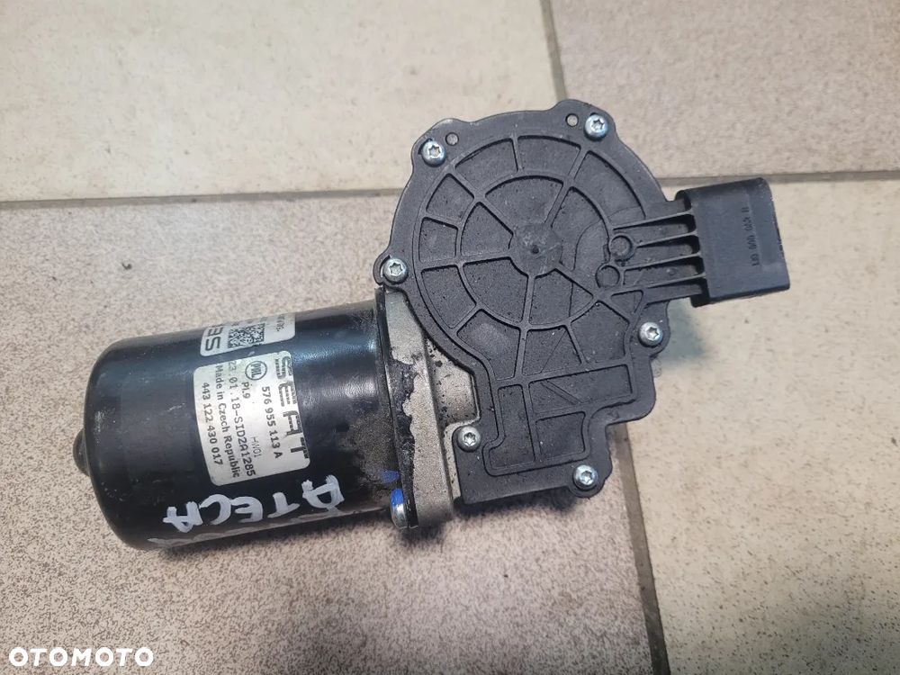 Silniczek wycieraczek przód Skoda Karoq Seat Ateca 2018r Europa 576955113A - 2