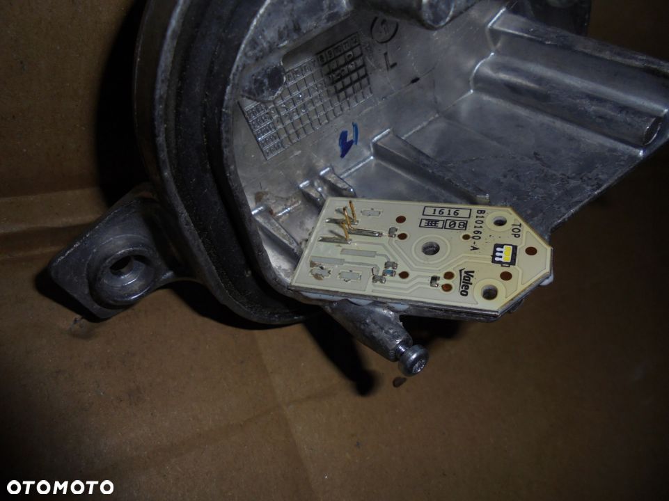 MODUL JEZ LED SKRETU LEWY BMW X1 F48 90066717 - 2