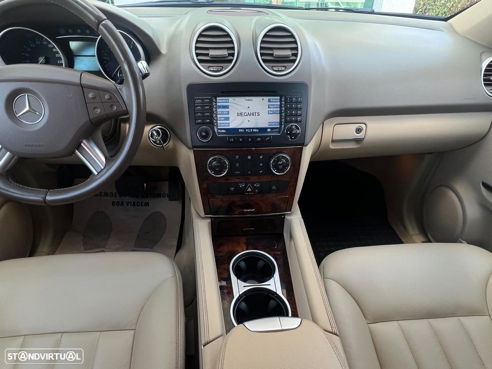 Mercedes-Benz ML 320 CDI - 40