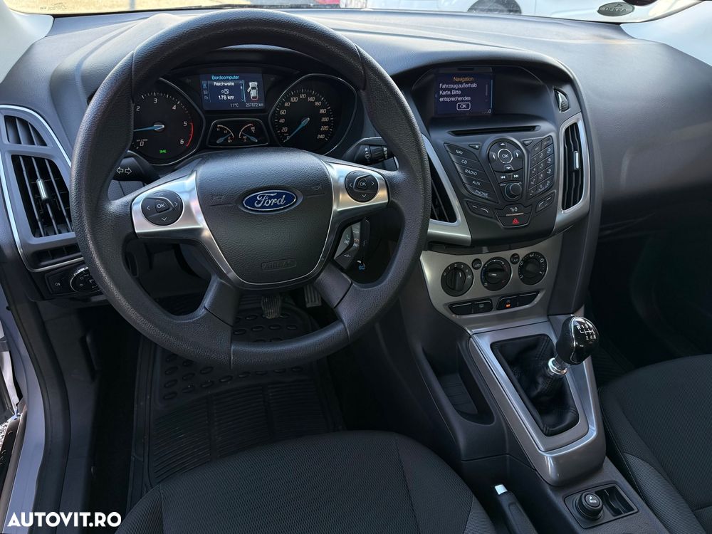 Ford Focus 1.6 TDCI DPF Trend - 8
