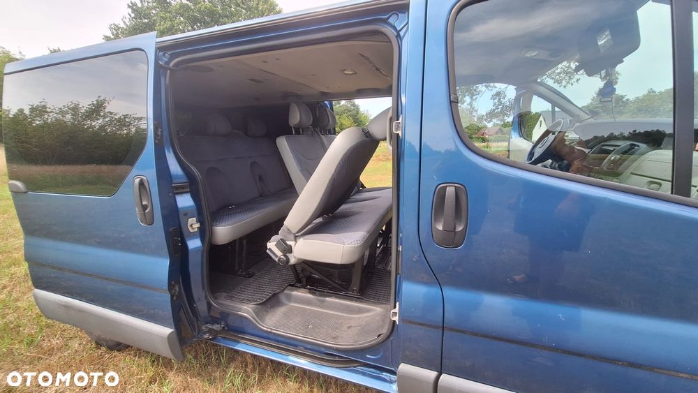 Opel Vivaro L2H1 2.9t - 16