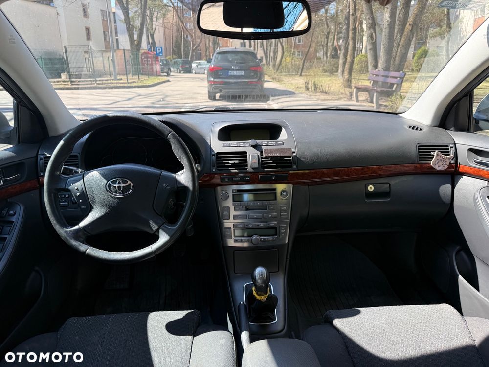 Toyota Avensis 1.8 VVT-i Sol - 6