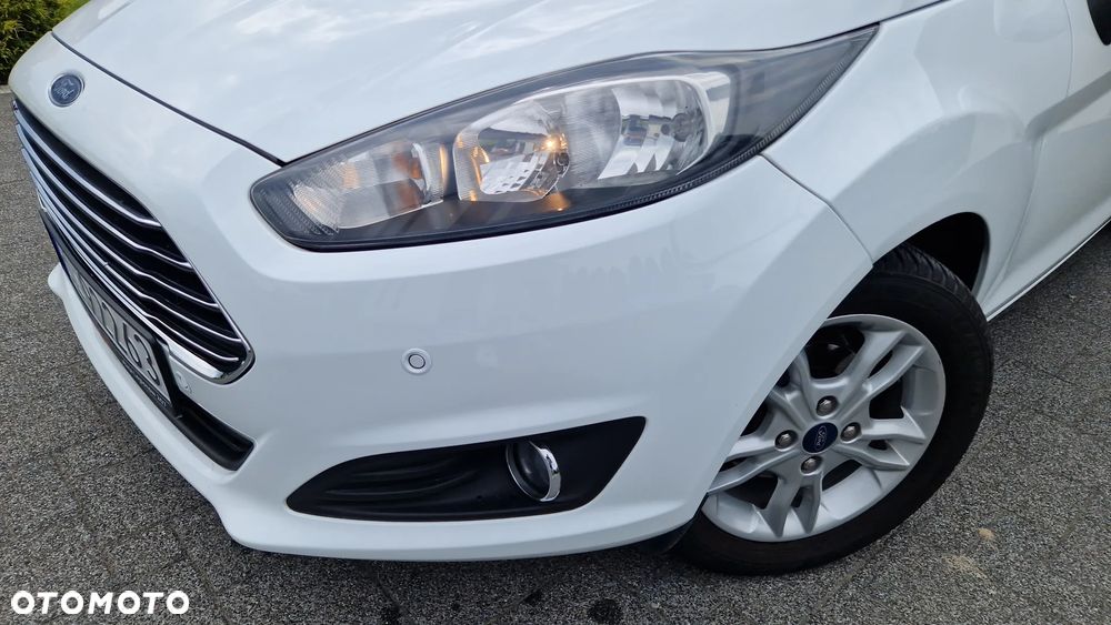 Ford Fiesta 1.0 EcoBoost Titanium - 32