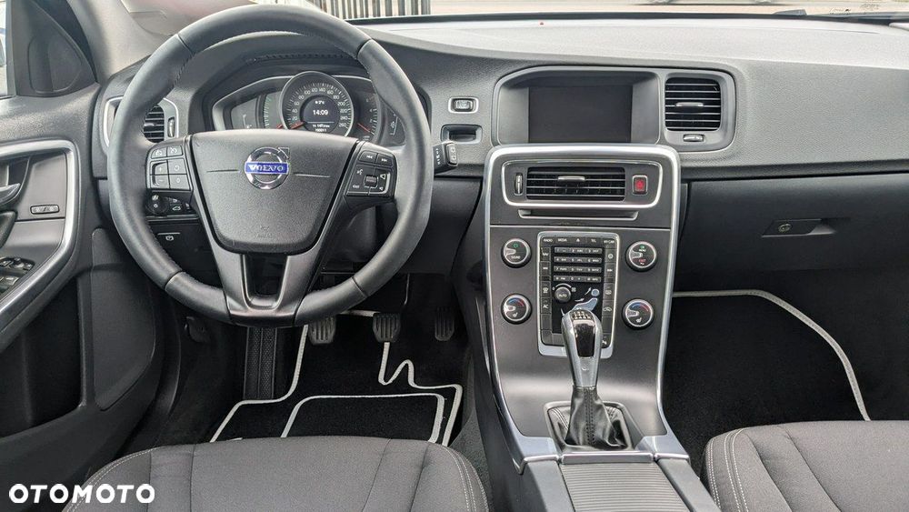 Volvo V60 - 23