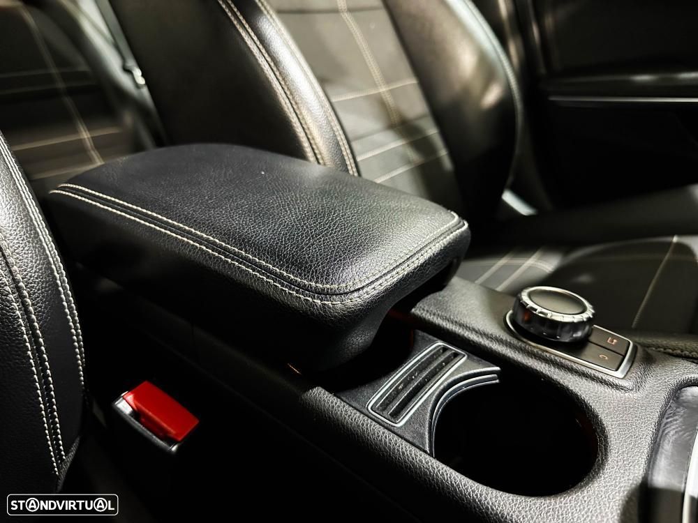 Mercedes-Benz A 180 d Urban - 33