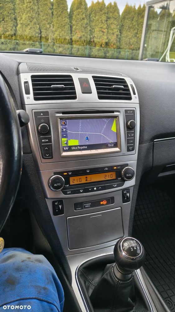 Toyota Avensis 2.0 D-4D Edition - 10
