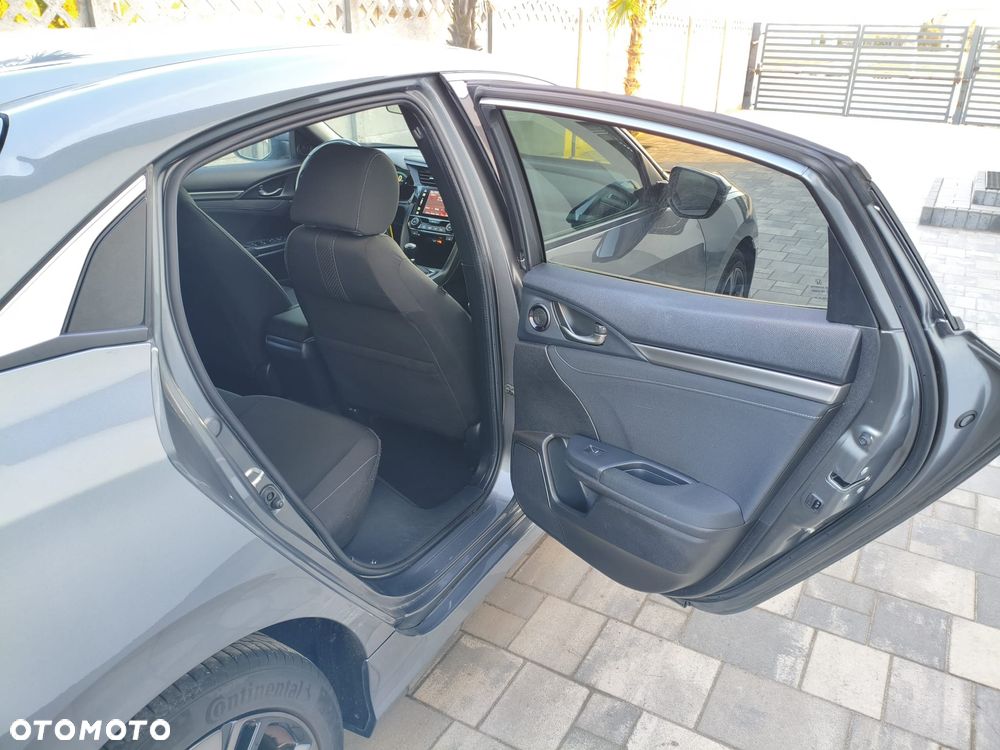 Honda Civic 1.0 i-VTEC Turbo Executive Premium - 24