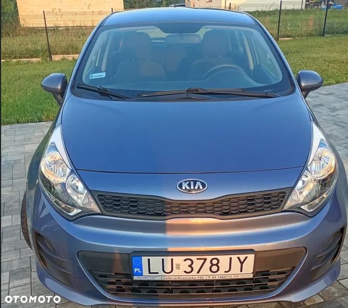 Kia Rio 1.2 L - 2