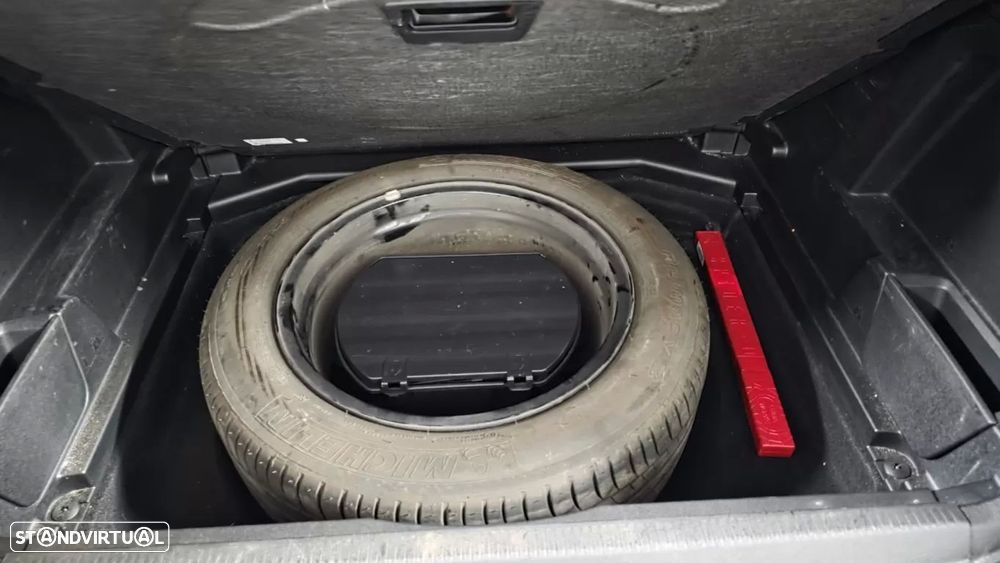 Peugeot 3008 1.2 PureTech Allure EAT6 - 27